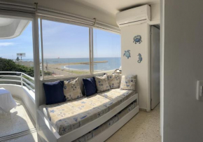 Cartagena beach front APARTMENT